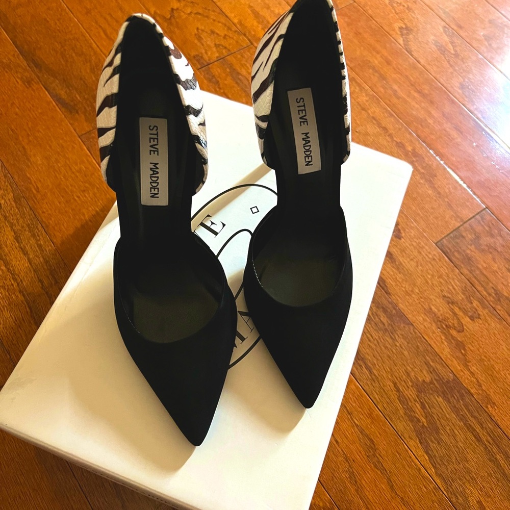 Steve Madden Black/white Zebra pumps